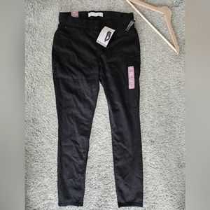 Levi's Black Pull-on Shaping Skinny Jeans - Size 14L